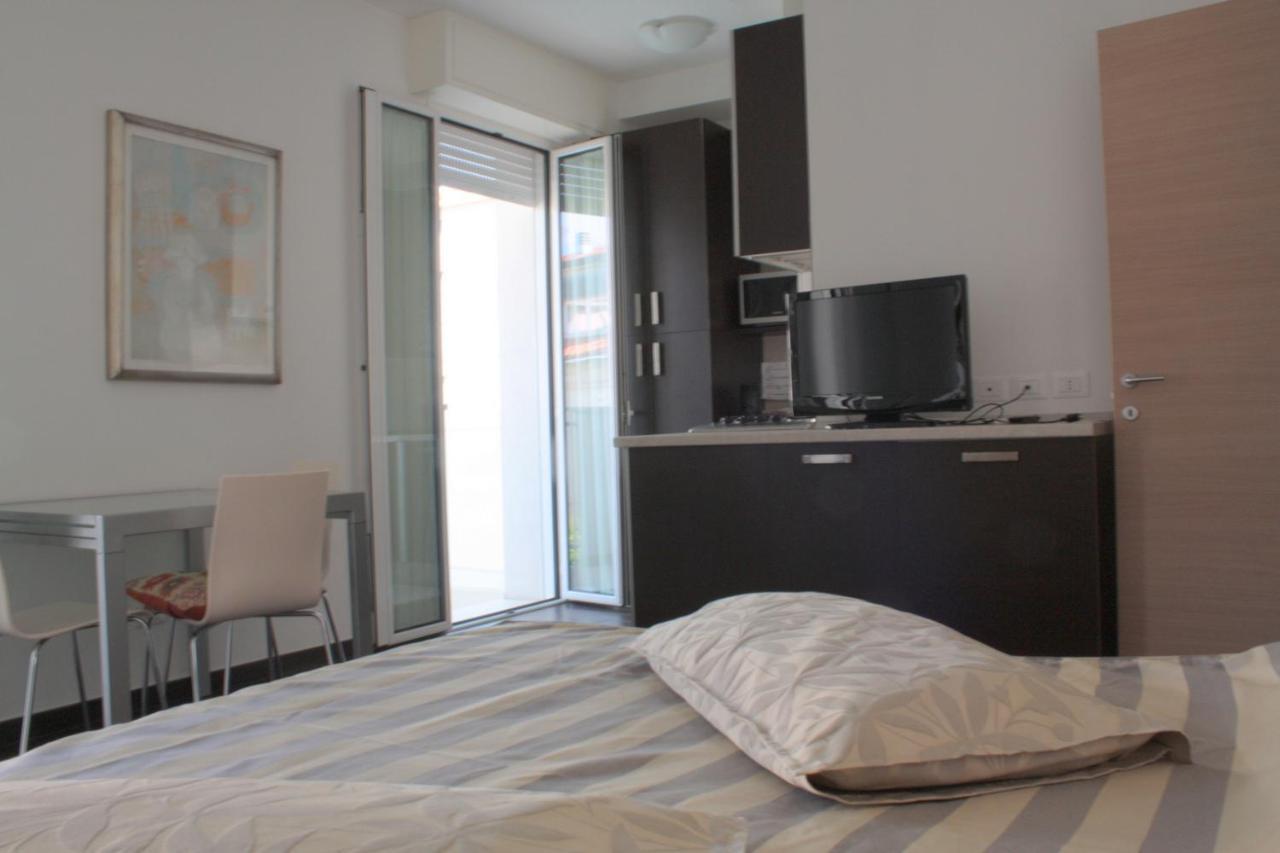 Casa Vacanze Aurora Centro Rimini Dış mekan fotoğraf