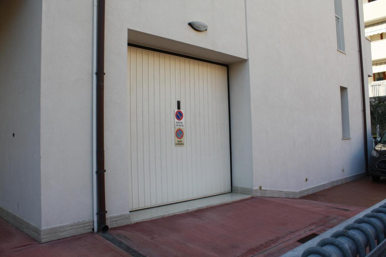 Casa Vacanze Aurora Centro Rimini Dış mekan fotoğraf