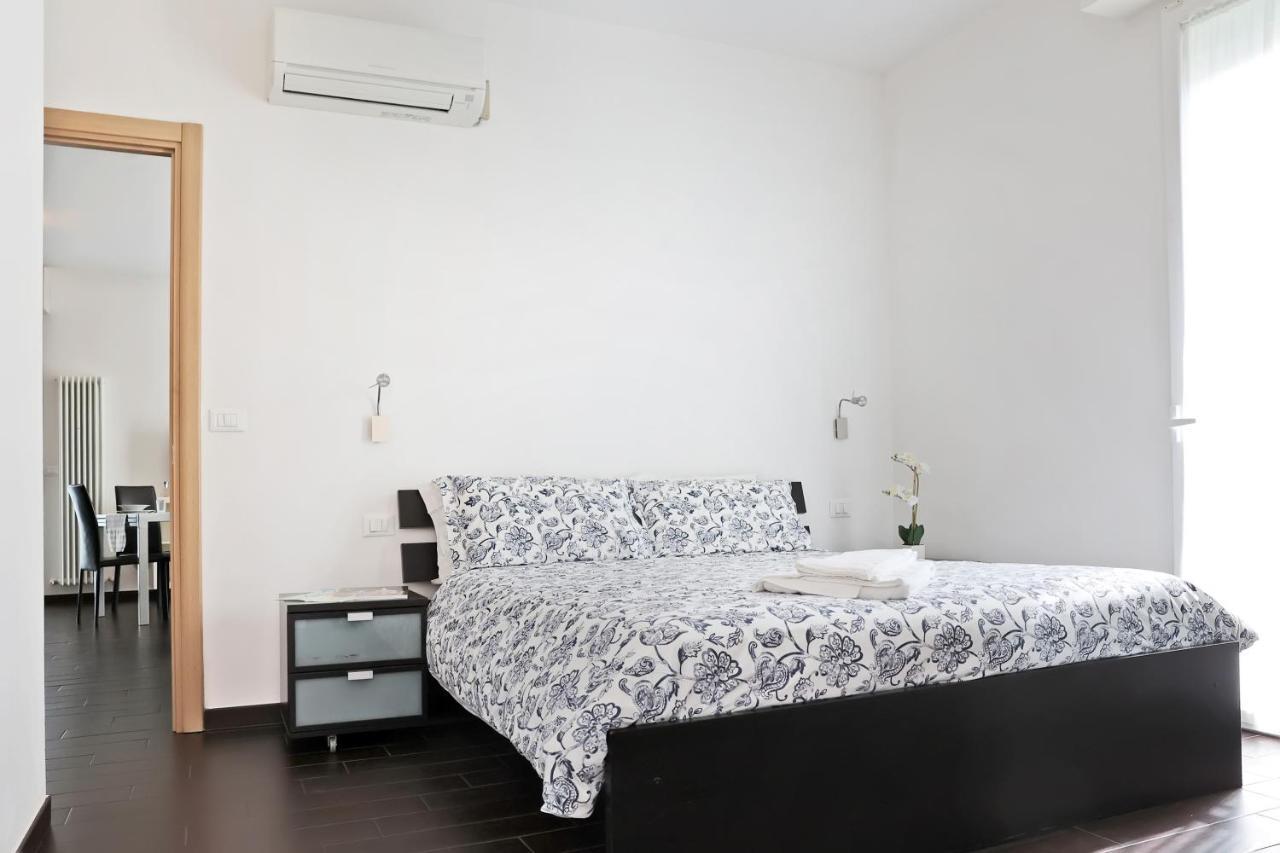 Casa Vacanze Aurora Centro Rimini Dış mekan fotoğraf